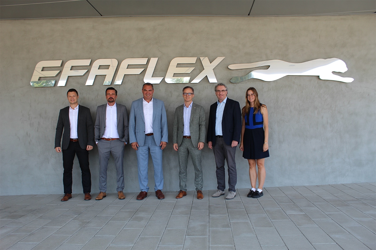 Landrat Alfred Holzner zu Besuch bei EFAFLEX